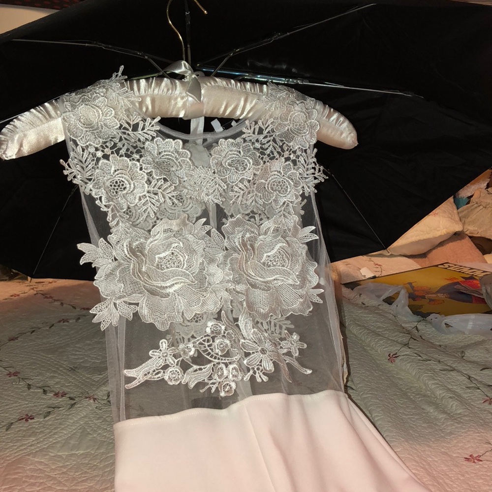 BEAUTIFUL FLORAL TOP ONE PIECE JUMPSUIT.